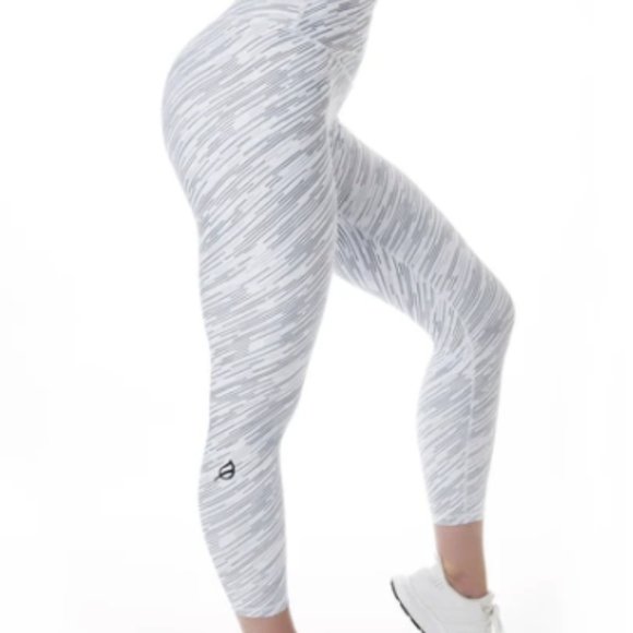 P'tula Pants - P'tula Desa'ree II 23' Legging Galaxy White